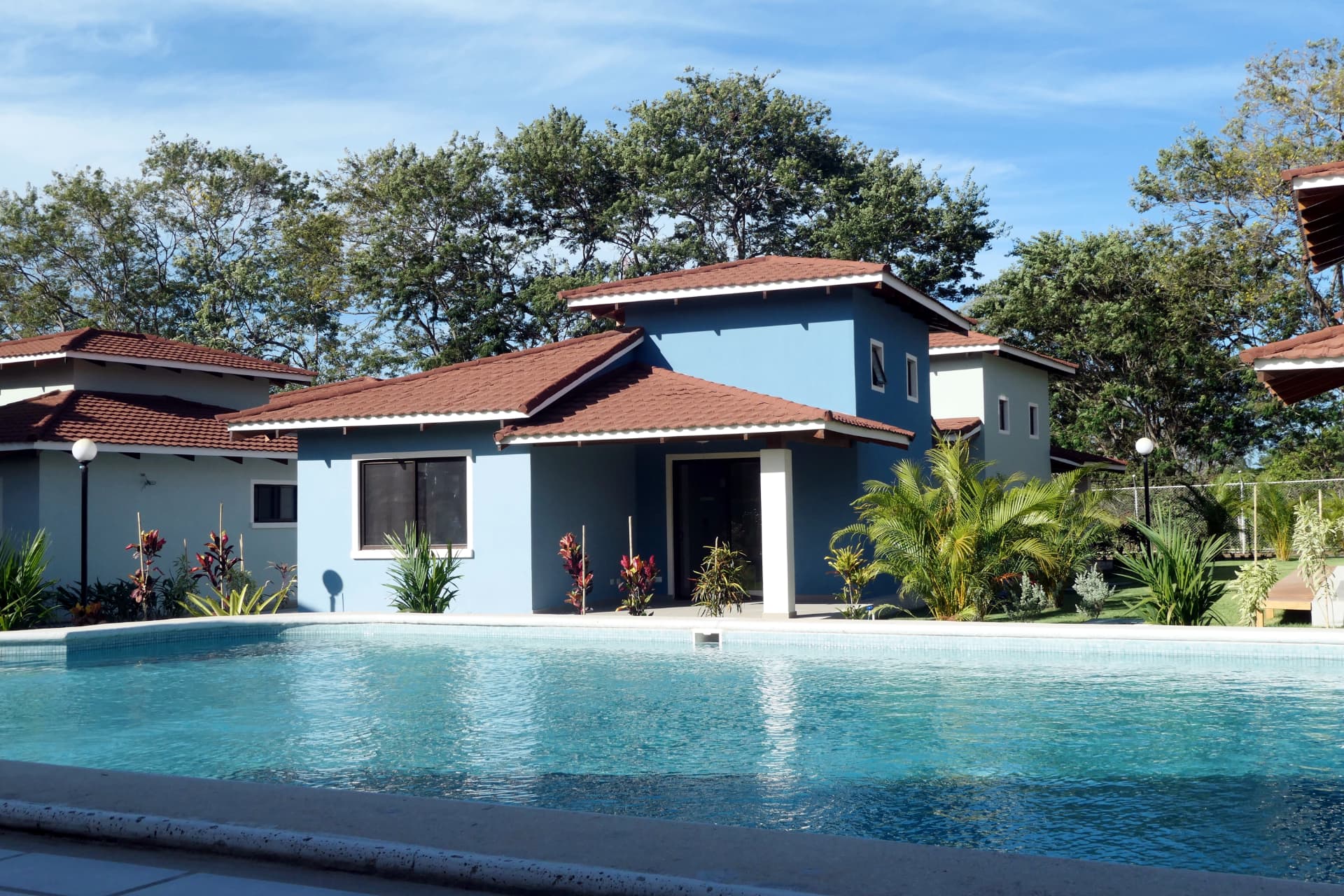 Villaggio Flor de Pacifico in Costa Rica con piscine e giardini